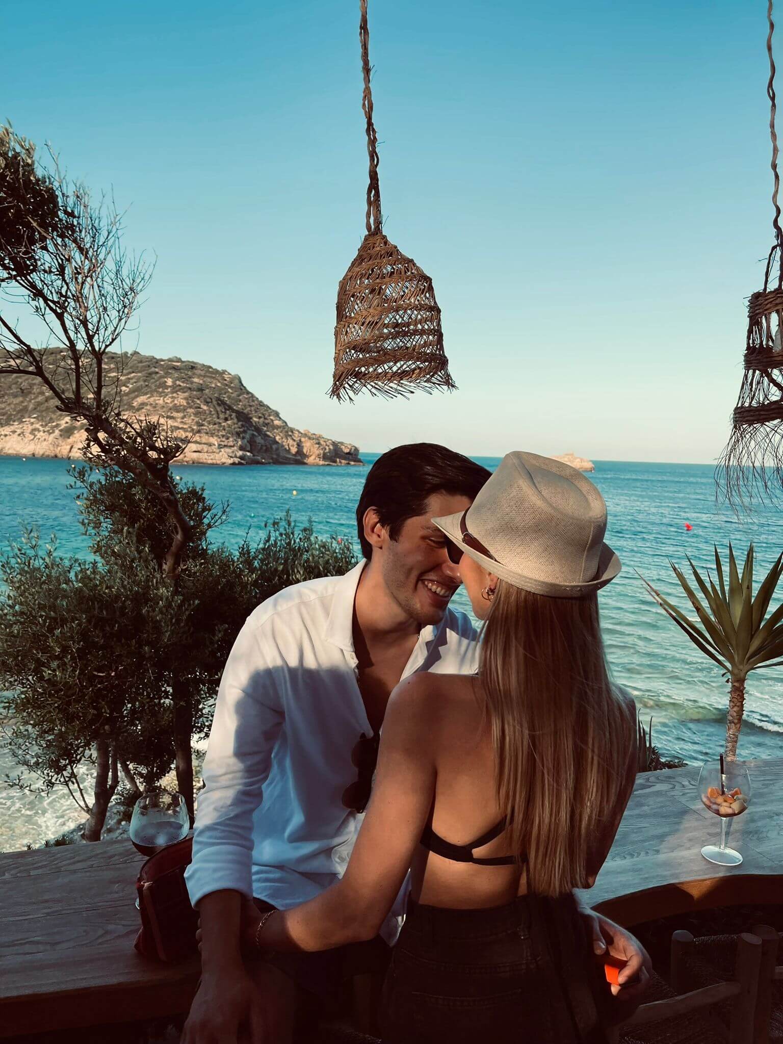 Tobal y Cris en la playa